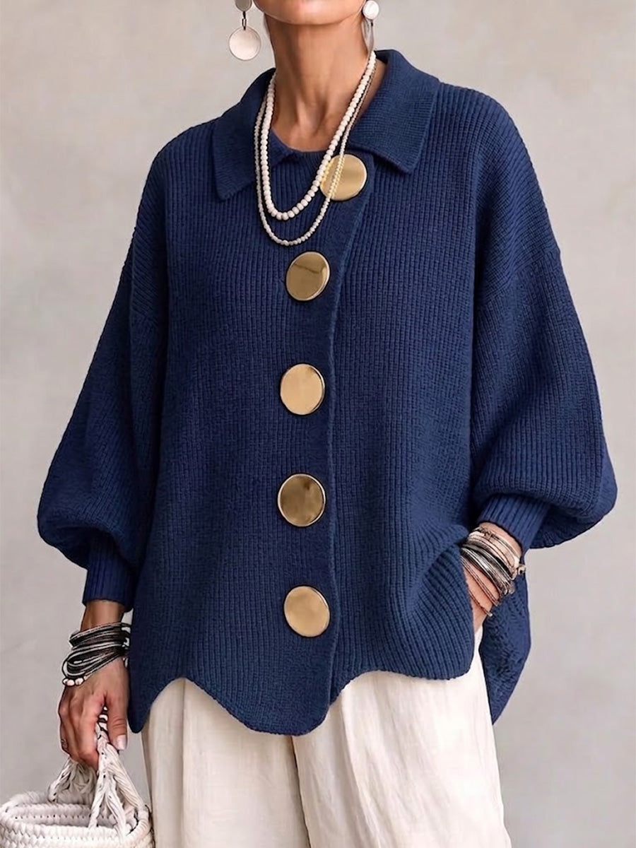 Victory | Oversized cardigan with large golden buttons